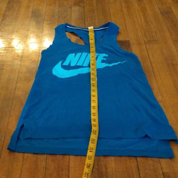 Size xs blue Nikes workout athletic top - Picture 15 of 16